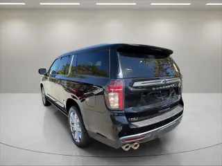 Chevrolet Suburban 2021 4x4 High Country 4dr SUV