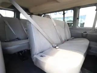 Chevrolet Express 2025 LT 3500 3dr Van de pasajeros extendida