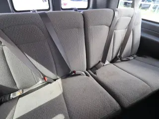 Chevrolet Express 2025 LT 3500 3dr Van de pasajeros extendida