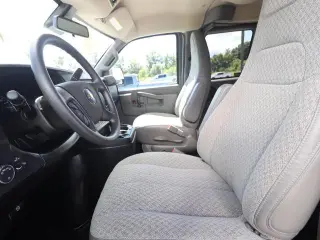 Chevrolet Express 2025 LT 3500 3dr Van de pasajeros extendida