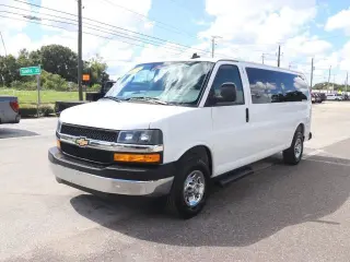 Chevrolet Express 2025 LT 3500 3dr Van de pasajeros extendida