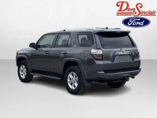 Toyota 4Runner 2017 4x4 SR5 4dr SUV