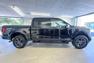 Ford F-150 2023 4x4 XLT 4dr SuperCrew 5.5 ft. SB