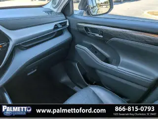 Toyota Highlander 2023 Limited 4dr SUV