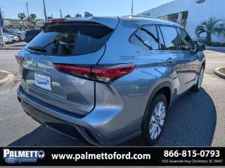 Toyota Highlander 2023 Limited 4dr SUV