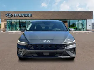 Hyundai ELANTRA 2026 Limited 4dr Sedán