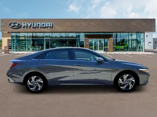 Hyundai ELANTRA 2026 Limited 4dr Sedán