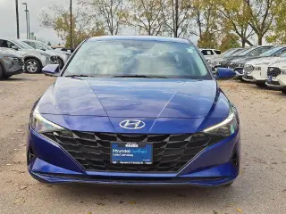 Hyundai ELANTRA 2023 SEL Sedán de 4 puertas