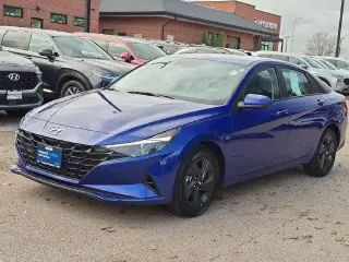 Hyundai ELANTRA 2023 SEL Sedán de 4 puertas