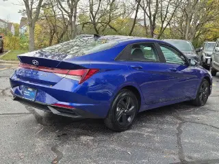 Hyundai ELANTRA 2023 SEL Sedán de 4 puertas