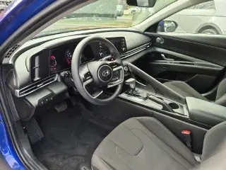 Hyundai ELANTRA 2023 SEL Sedán de 4 puertas