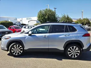 Toyota Corolla Cross 2023 XLE 4 puertas Crossover