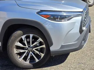 Toyota Corolla Cross 2023 XLE 4 puertas Crossover