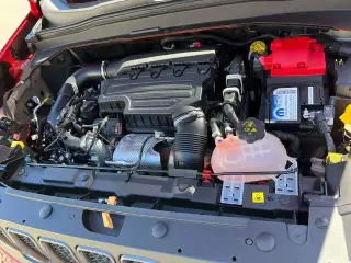 Jeep Renegade 2023 4x4 Trailhawk SUV de 4 puertas