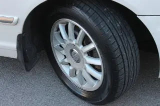 2004 Hyundai XG350