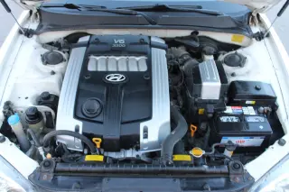 2004 Hyundai XG350
