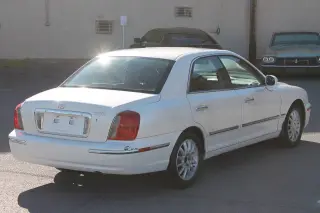 2004 Hyundai XG350