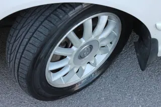 2004 Hyundai XG350