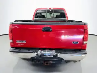 Ford F-350 Super Duty 2005 4 puertas Crew Cab Lariat 4WD LB DRW