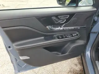 Lincoln Corsair 2023 AWD Standard SUV de 4 puertas