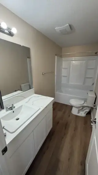 BRAND NEW 2 BD/2BTH APARTMENT