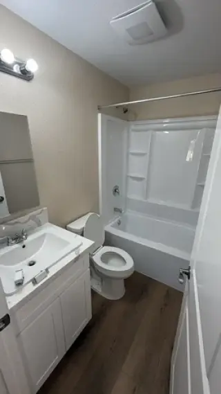 BRAND NEW 2 BD/2BTH APARTMENT
