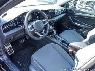 Volkswagen Jetta 2026 Sport sedán 4 puertas