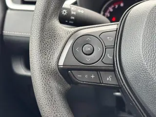Toyota RAV4 2025 AWD LE SUV de 4 puertas