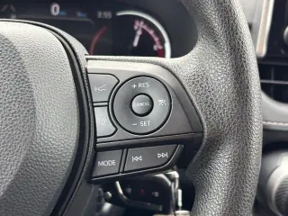 Toyota RAV4 2025 AWD LE SUV de 4 puertas