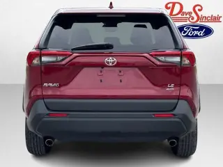 Toyota RAV4 2025 AWD LE SUV de 4 puertas