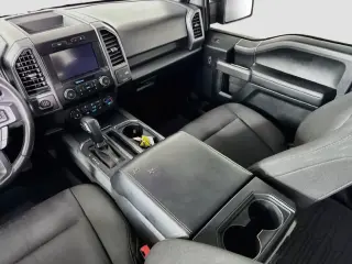 Ford F-150 2020 4x2 XLT 4 puertas SuperCrew 5.5 pies Caja Corta