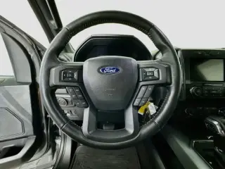 Ford F-150 2020 4x2 XLT 4 puertas SuperCrew 5.5 pies Caja Corta