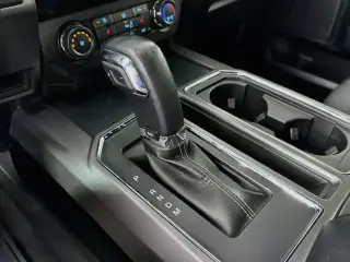 Ford F-150 2020 4x2 XLT 4 puertas SuperCrew 5.5 pies Caja Corta