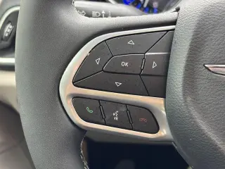 Chrysler Pacifica 2024 Limited Van de 4 puertas