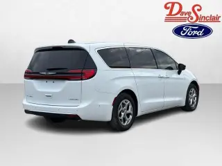 Chrysler Pacifica 2024 Limited Van de 4 puertas