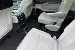 Jeep Wagoneer 2022 4x4 Serie III SUV 4 puertas