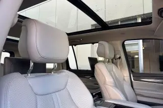 Jeep Wagoneer 2022 4x4 Serie III SUV 4 puertas