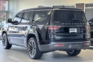 Jeep Wagoneer 2022 4x4 Serie III SUV 4 puertas