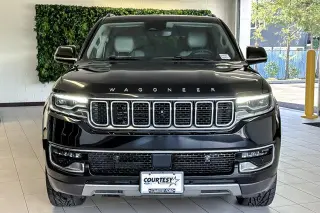 Jeep Wagoneer 2022 4x4 Serie III SUV 4 puertas