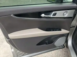 Lincoln Nautilus 2023 AWD Reserve SUV de 4 puertas