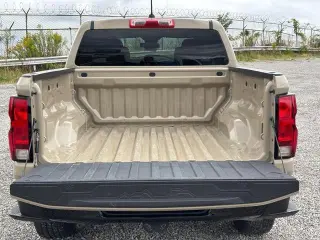 Chevrolet Colorado 2023 4x2 Work Truck 4dr Crew Cab 5 ft. SB