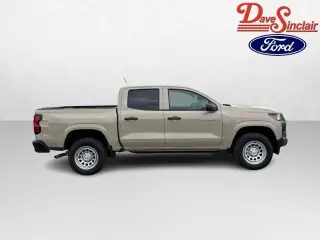 Chevrolet Colorado 2023 4x2 Work Truck 4dr Crew Cab 5 ft. SB