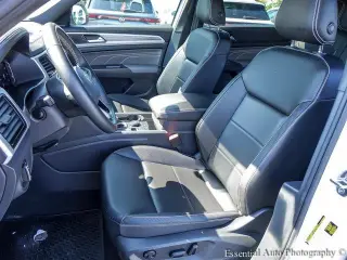 Volkswagen Atlas Cross Sport 2023 AWD V6 SE 4Motion 4dr SUV con Tecnología