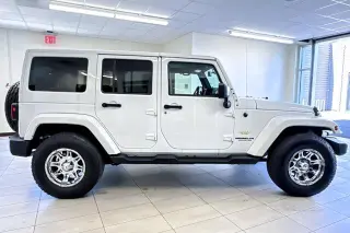 Jeep Wrangler Unlimited 2015 4x4 Sahara 4puertas SUV
