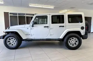 Jeep Wrangler Unlimited 2015 4x4 Sahara 4puertas SUV