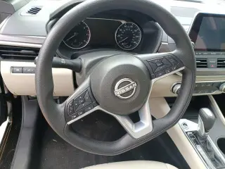 Nissan Altima 2025 Sedán 4p 2.5 SV