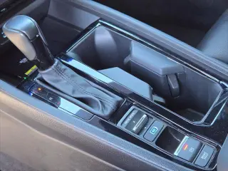 Sedán Honda Accord Híbrido 2025 Sport-L de 4 puertas