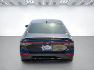 Sedán Honda Accord Híbrido 2025 Sport-L de 4 puertas
