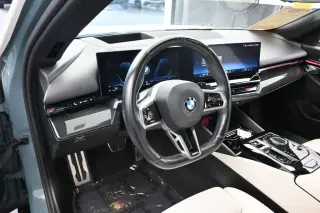 BMW Serie 5 2024 530i Sedán de 4 puertas