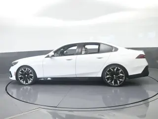 BMW Serie 5 2024 530i Sedán de 4 puertas
